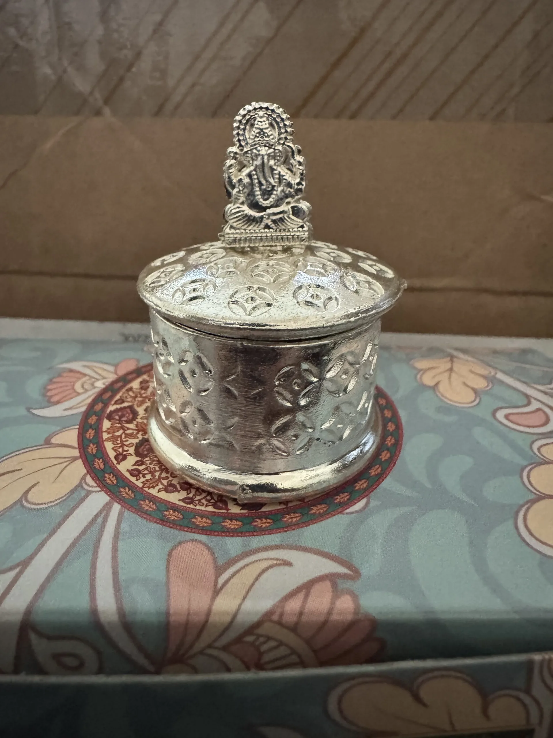 Zinc alloy Kumkum Holder - Image 2